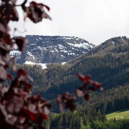 Lara & Lea דירה *