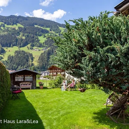 Lara & Lea * Zell am Ziller